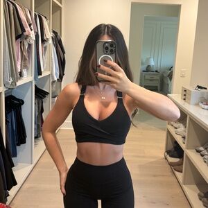 BuffBunny - sports bra